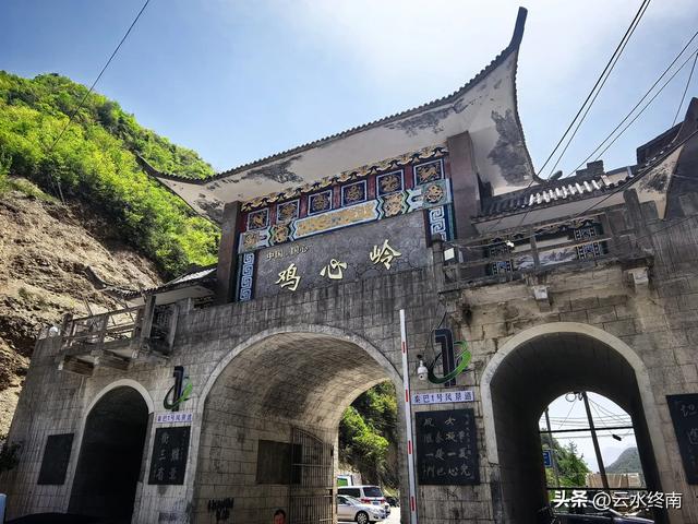 在中国“自然国心”鸡心岭,不但有大美山河,还有三省户籍的人家