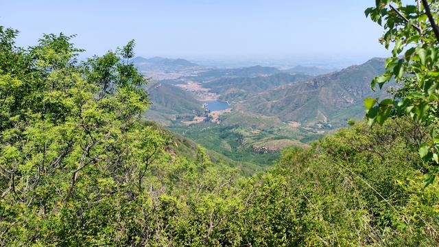 牛山寨-三帽山-三清观-金华寺-情人谷，28公里的穿越线，美哉险哉
