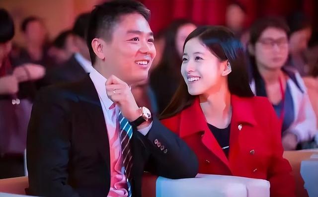 钱多也没什么用？51岁刘强东对大儿子的“亏欠”，至今都难以弥补