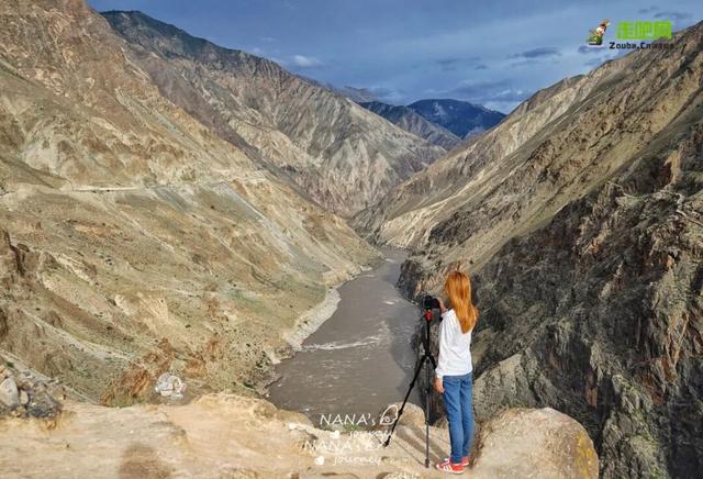 她走过80多个国家地区，穿着汉服去旅行，让华夏之美走向世界！