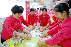 【阳光大姐】心如花木向阳而生阳光花园里的故事图片