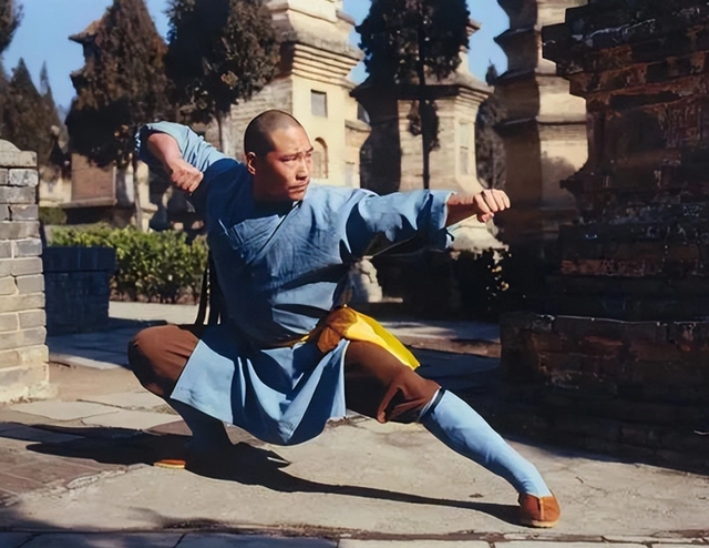 上梁不正下梁歪！他举报释永信，年收入超3.78亿，妻子是小三上位