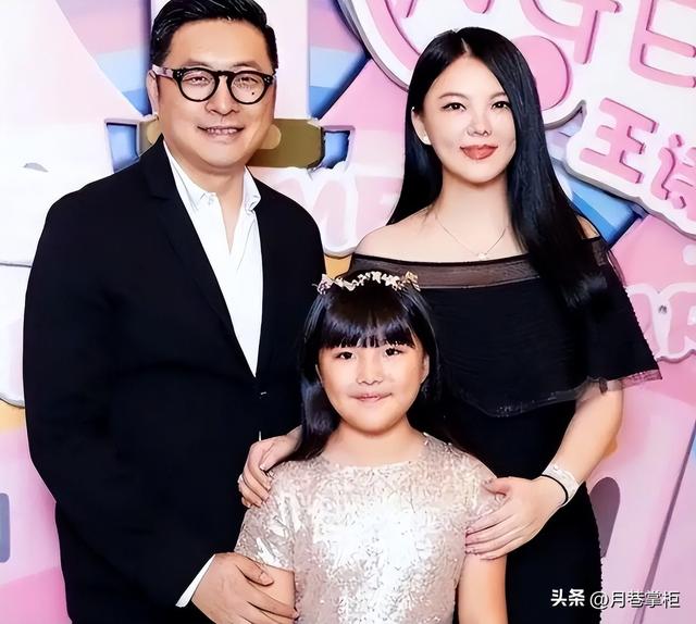 李湘也没想到，费心富养15年的女儿	，竟给前夫王岳伦做了"嫁衣"