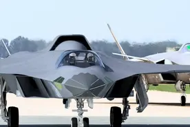 有没有一种可能：歼36战斗机出来后，解放军不再需要隐身轰炸机？图片