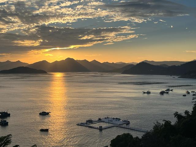 退休夫妻自驾霞浦之小皓沙滩、三沙光影、花竹村、东壁村看晚霞