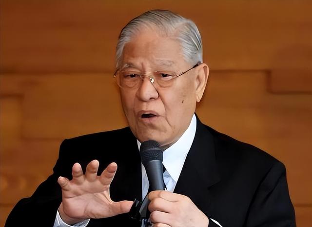 中方禁止入境后，不到24小时，石平2句话回复，他的下场已注定