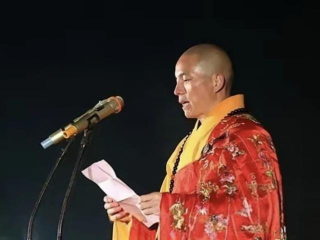 拔出萝卜带出泥！释永信下马，举报人被扒惊天丑闻，难怪会被开除