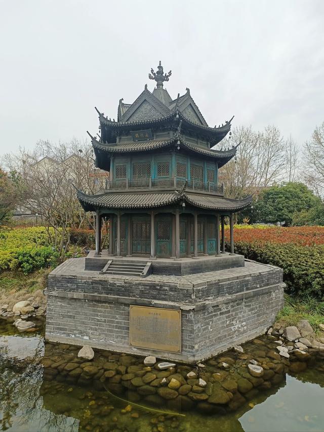 湖南必去十大景点排行榜，这才是湖南最值得去的10个地方，收藏好