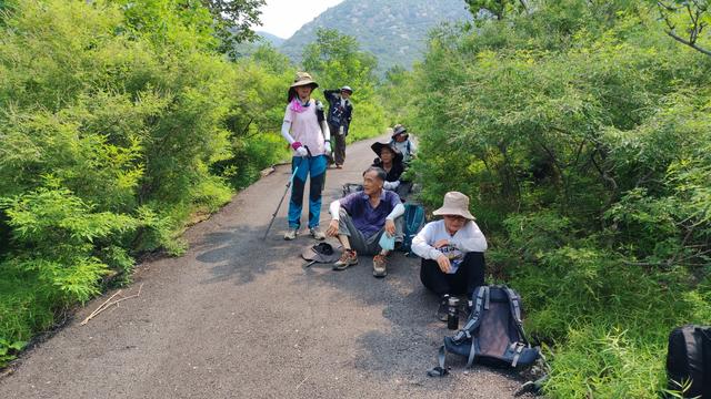 中伏天爬山体验，记石家庄鹿泉常河-北紫沟-南紫沟-南寨穿越