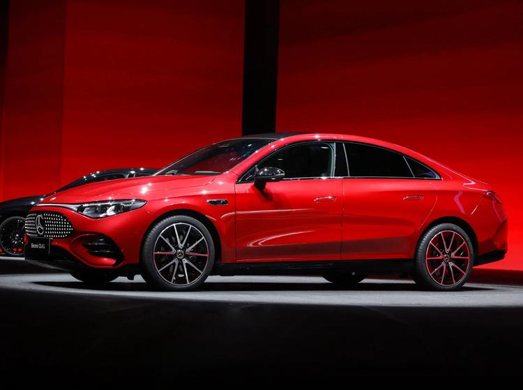 CLA纯电设计评价_奔驰CLA纯电_奔驰c级选装抬头显示