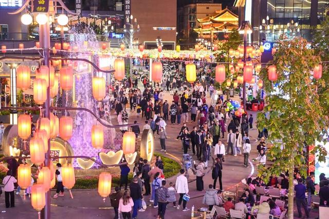 为何一到弥勒就快乐？答案揭晓…