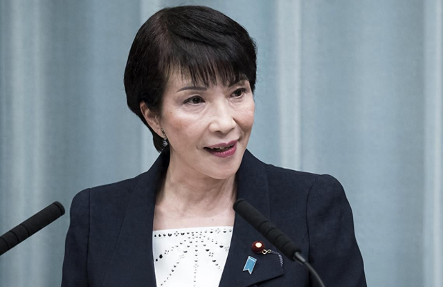 中俄三面包围琉球，特朗普打破沉默，美国务院对日送上一道承诺