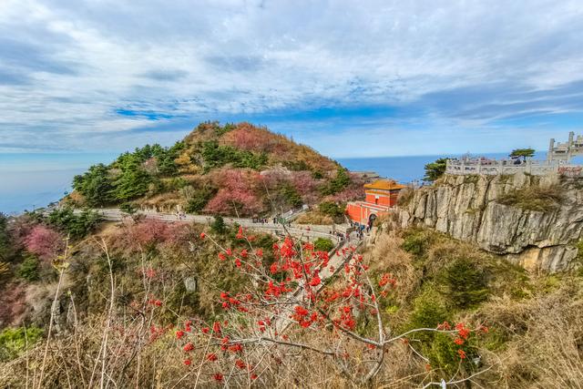 暮秋泰山，用绚烂迎接冬天的到来
