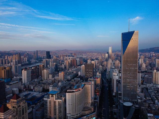 甘肃省下一个“兰州”	，不是酒泉也不是天水，而是这座低调的城市