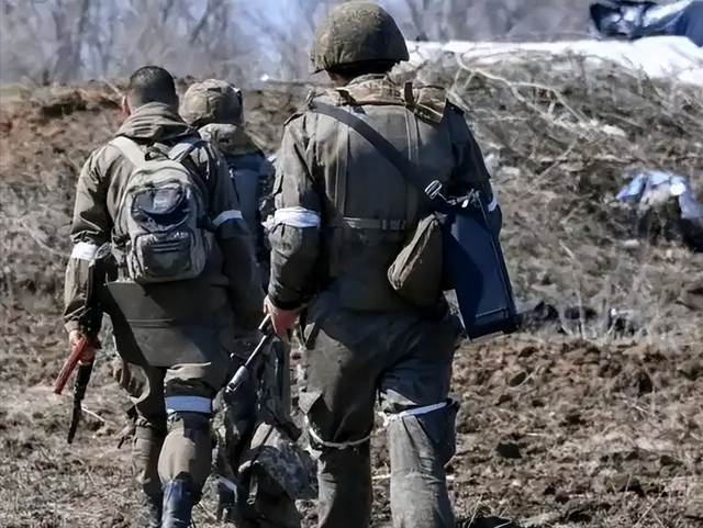 30万大军死磕小城，红军城为何成为俄乌必战之地