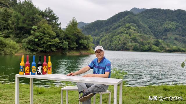 黄山脚下藏着“华东最高原生态湖”！免费赏四季景，文人留有诗
