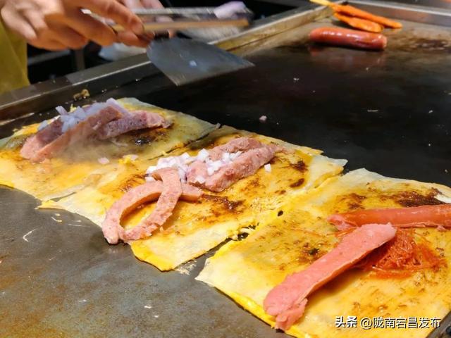 避暑胜地·康养宕昌｜夜逛宕昌：从舌尖到脚尖，游客乐不停