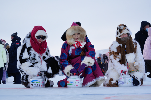 内蒙古冰雪英雄会额尔古纳冰雪欢乐季第三届中俄界河冰钓活动，冰雪盛宴启幕图集