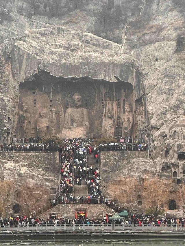 北京没想到，上海也没想到，这回轮到洛阳低调出圈了