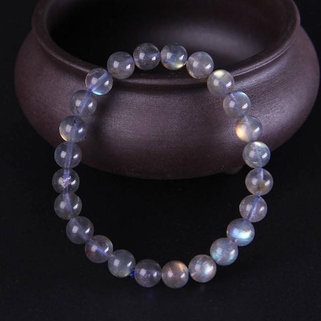 月光石选购攻略！如何选出最迷人的蓝月光