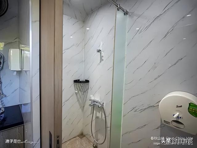 春水堂創辦人打造結合山林美食、茶文化足浴，夏天還有戲水池