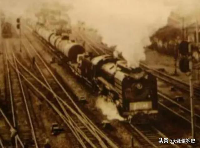 北京闹市有座18岁少年墓，无人敢迁移，火车来了也得绕道而行！