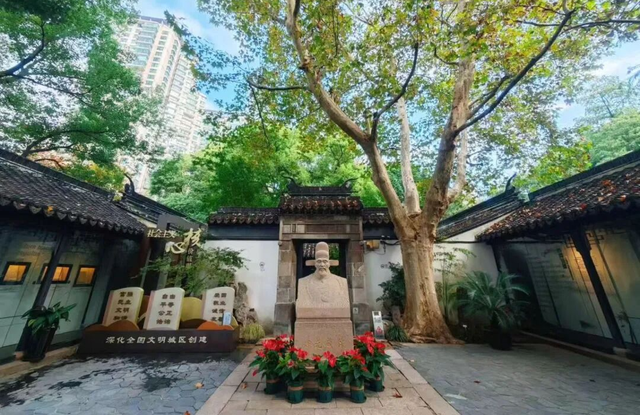 探徐汇｜全线“地铁”自助！5天游上海，徐汇玩“出圈”