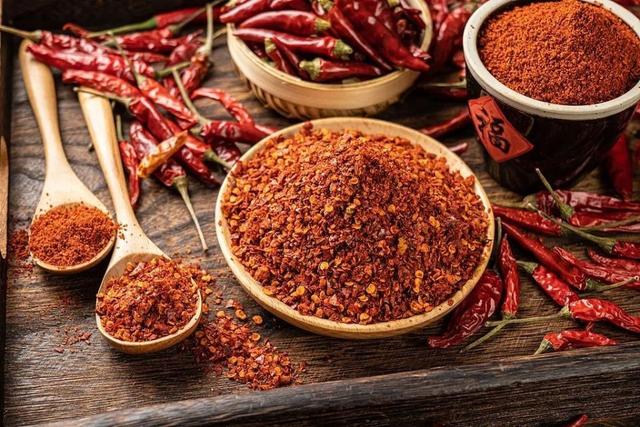 尿多异味重，怎么回事？排尿时闻到3种“味儿”，可能疾病来临了