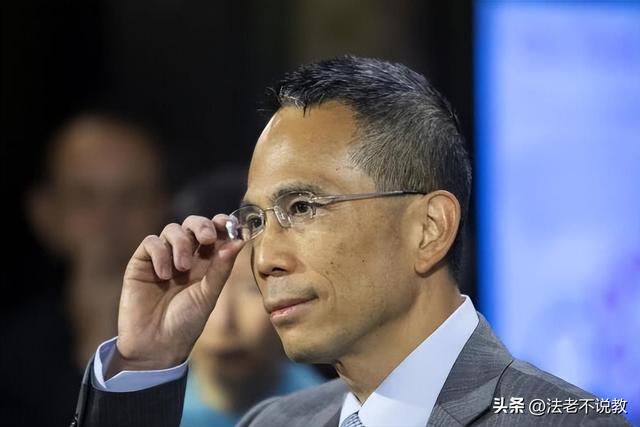 2909亿身家有何用？97岁的李嘉诚无力回天，两个60岁儿子已成心病