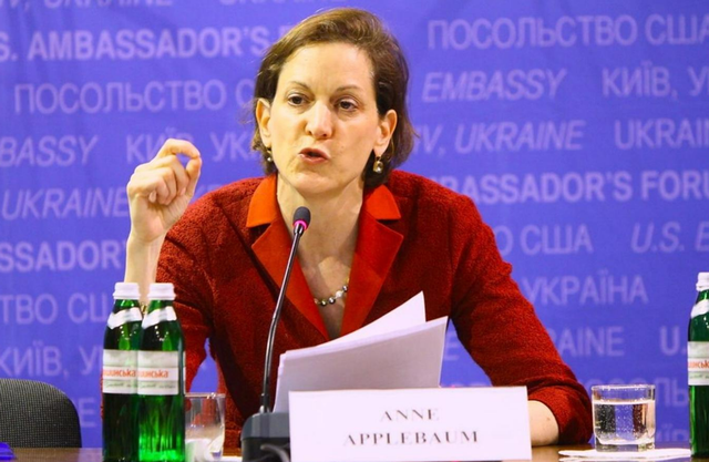 一份国家安全战略，引爆美国内斗，特朗普被骂在写“国家遗书”