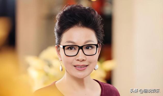 她因年轻漂亮被导演占为己有，16年后老公故技重施，再抱得美人归
