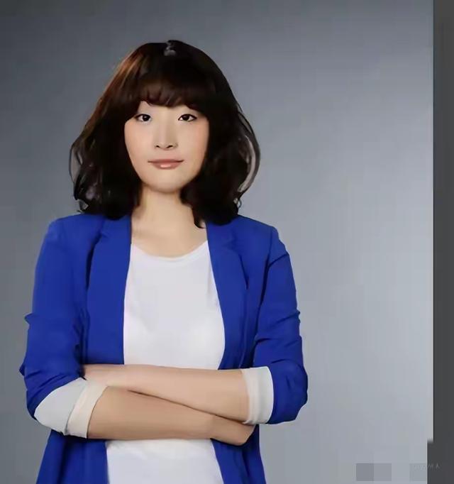 官媒发文！宗馥莉再破天花板	，让亲叔宗泽后和整个商界沉默了