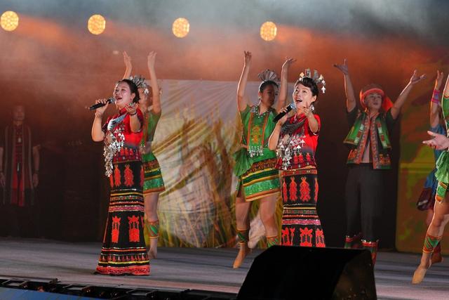 2025年白沙“啦奥门”雨林与您山兰文化活动盛大举行