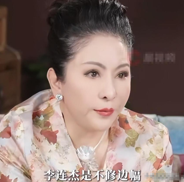 被造谣1个月后	，参与香港火灾救援的李连杰，实现了“口碑暴涨	”