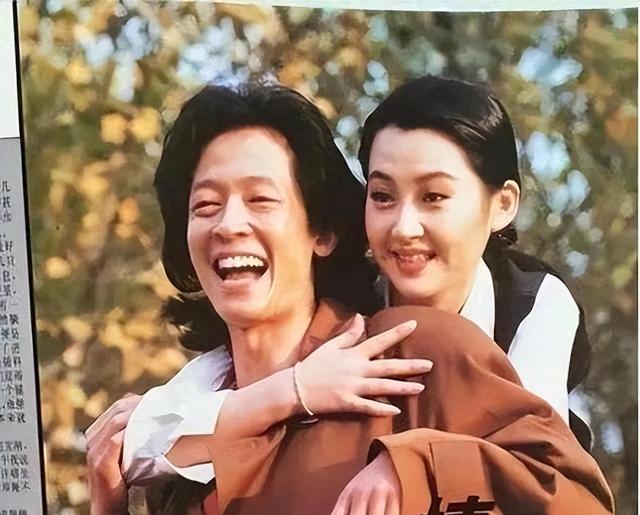 她一生 “风流成性、老少通吃”，撩汉无数，现如今56岁却依旧单身