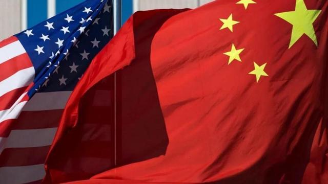 特朗普拖到最后一晚才签字，关税战输给中国，他心里还是不甘心