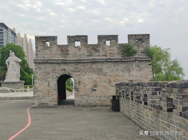 湖南最“散碎”的地级市，千年未改名，被湖泊河流分割的支离破碎