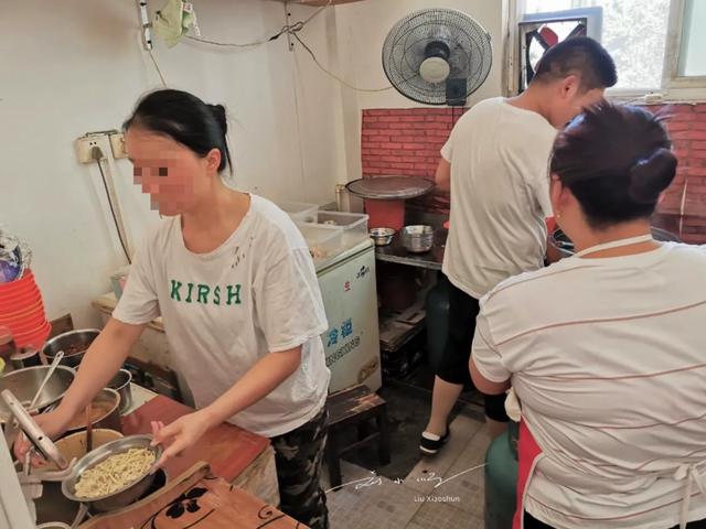 河南唯一的“热干面之城”?满满湖北味,游客直呼以为到湖北了