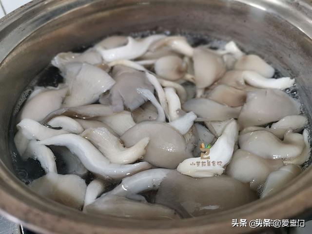 “霜降3不吃，吃了冬难安”，10月23日霜降，3不吃指啥？别大意