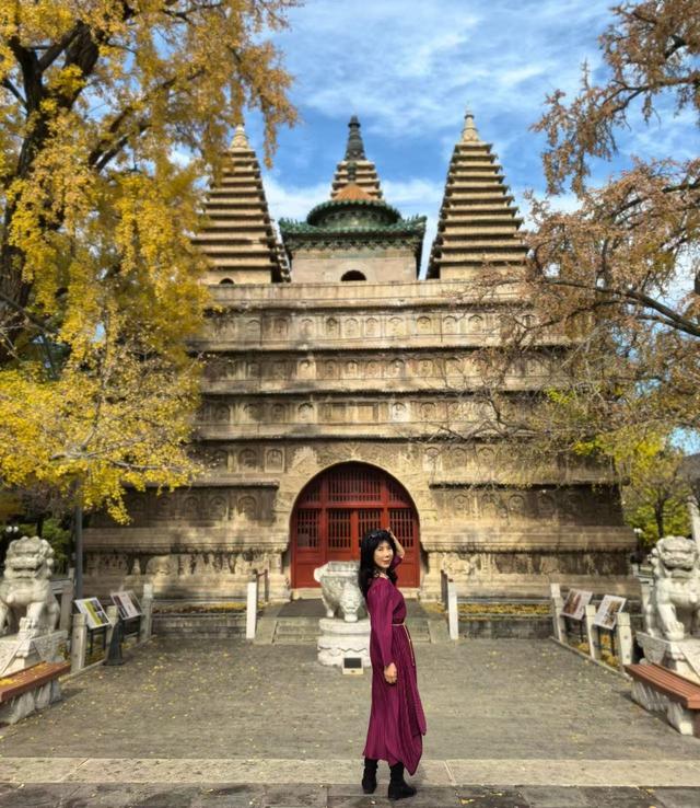 初冬，六百年五塔寺的最后一抹鎏金