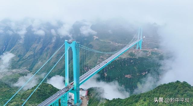 世界最大瀑布群“牵手”世界第一高桥 安顺“桥旅融合”开新篇