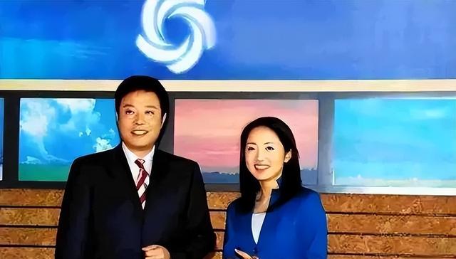 她是央视“天花板”主持人，30年零失误大龄生子，如今过的怎样