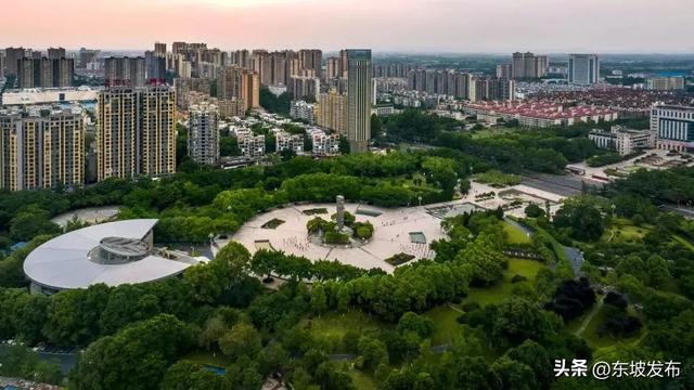 你好 东坡！苏轼公园：千年诗书气韵里的城市客厅