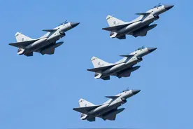 歼-10C逼退阵风，它带来哪些连锁反应？对歼-35意味什么？图片