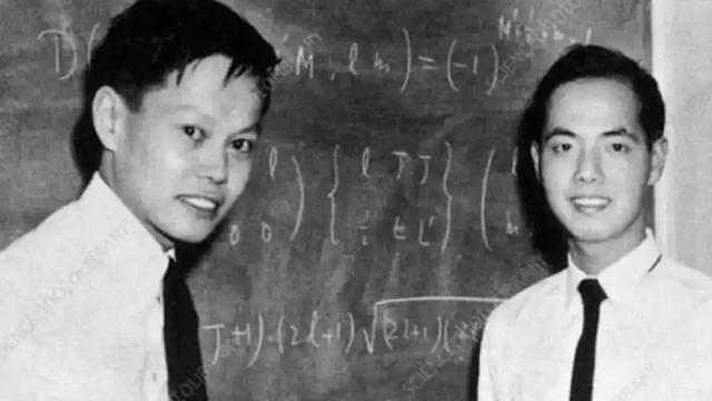 杨振宁离世不到1个月,三大历史争议被扒,原来他并非想象中那样