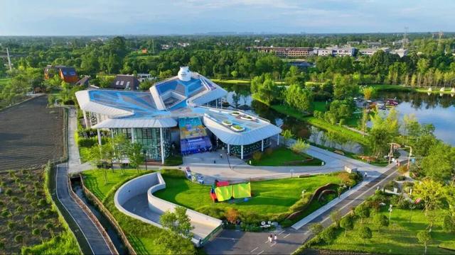 125.97万人次打卡，揽金8.58亿元！郫都区文旅市场“马”力全开