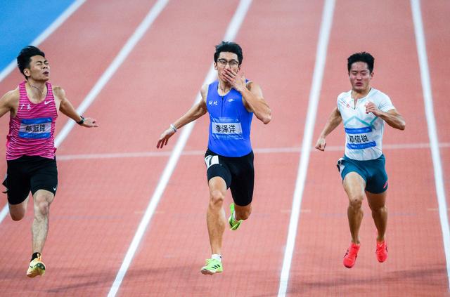 10秒11！湖北百米飞人李泽洋全运会“封王”！他赛后表示：“向10秒大关努力！	”