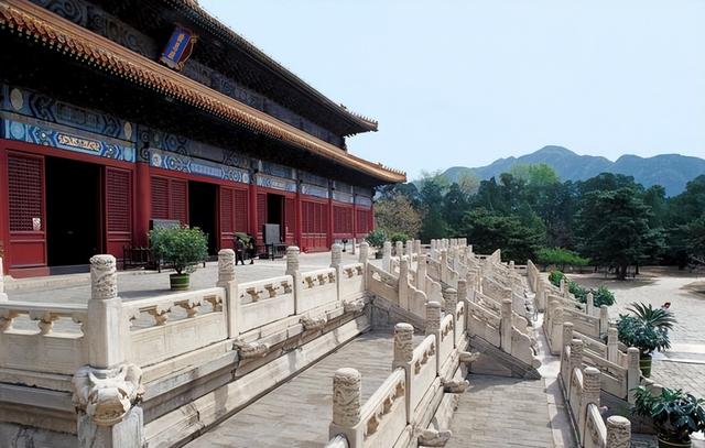 1800万围观！与辉同行团队“明陵怀古”走进明长陵