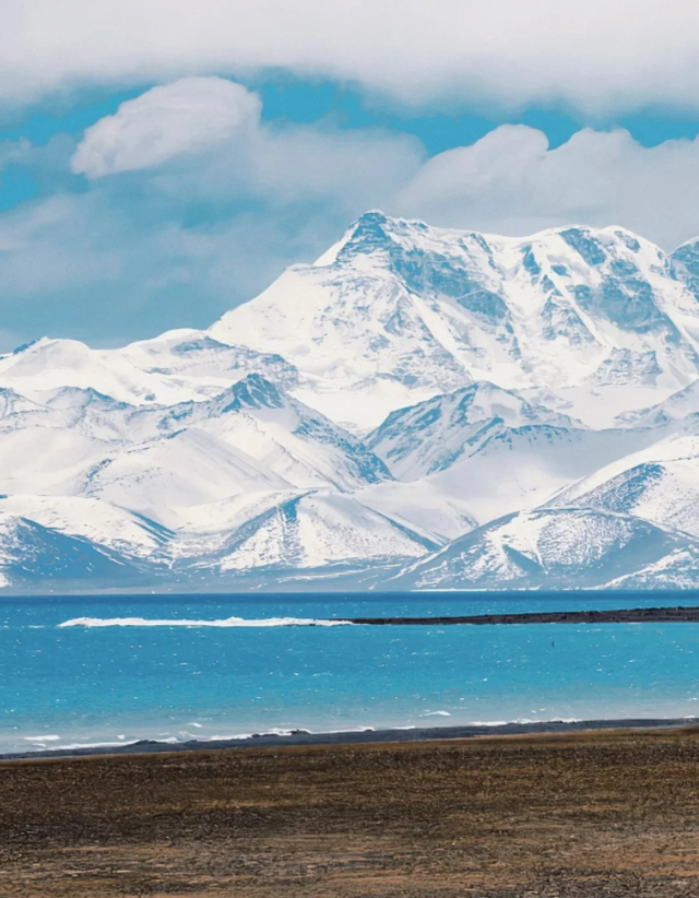 西藏没有海，却收集了世间所有蓝