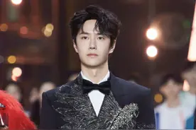 跨年晚会7位明星翻车，扯掉娱乐圈遮羞布，王一博、于适在列图片